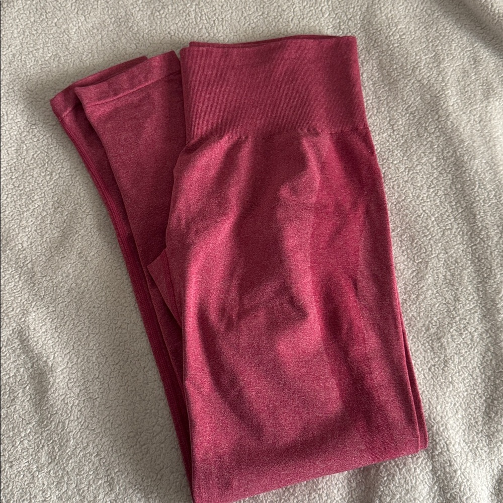 NVGTN Contour Leggings Medium Pink